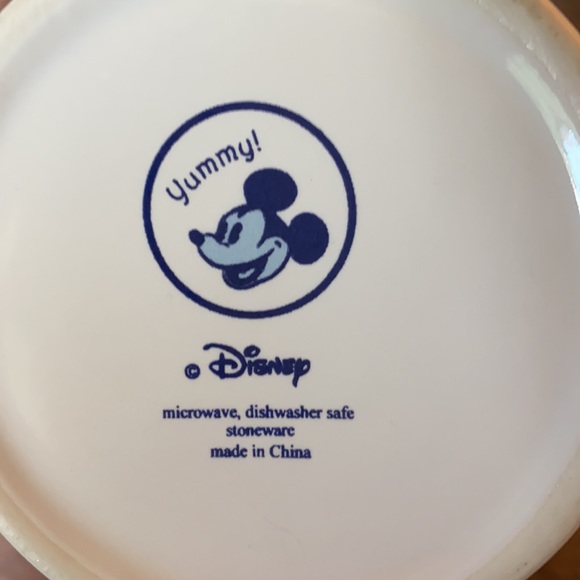 Mickey Mouse Vintage Mugs By Yummy - Picture 5 of 6